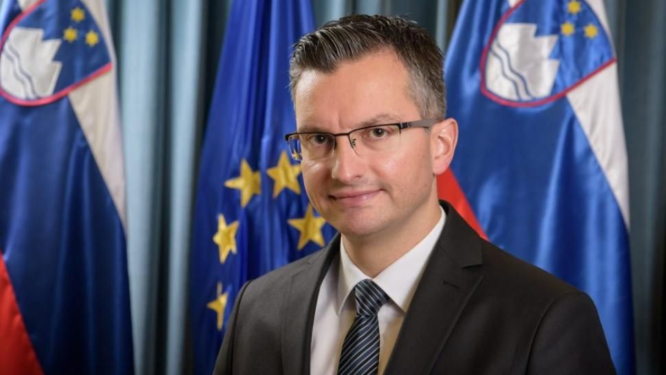 Premierul Sloveniei a demisionat și cere alegeri anticipate