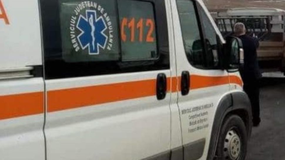 Tragedie pe o şosea din jud. Suceava: 4 victime, după un impact nimicitor