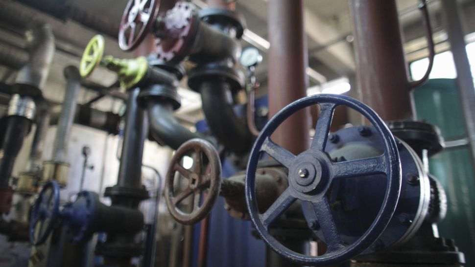 Avarie majoră în București. Zeci de blocuri nu au apă caldă și căldură