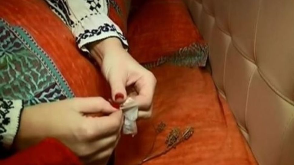 BOBOTEAZA 2020 // Când se pune, de fapt, BUSUIOC sub pernă