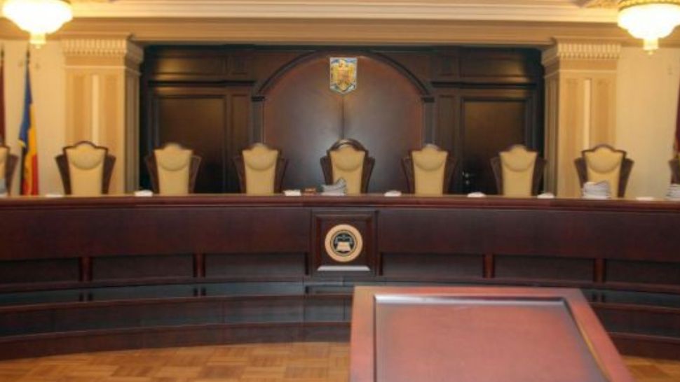 CCR: 12 februarie termen pentru conflictul juridic între Guvern şi Parlament