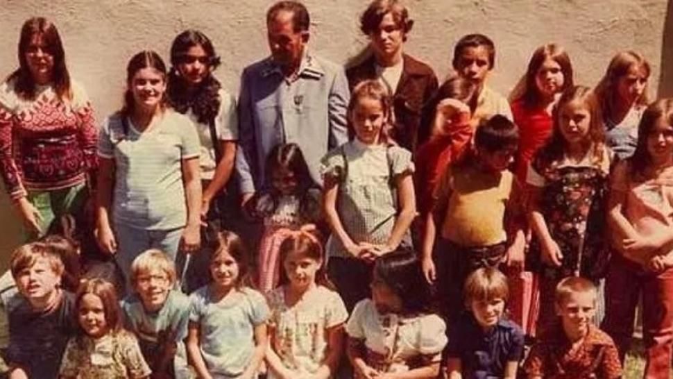 Povestea terifiantă a MONSTRULUI care a îngropat DE VII 26 de copii. După 40 de ani, a urmat alt șoc