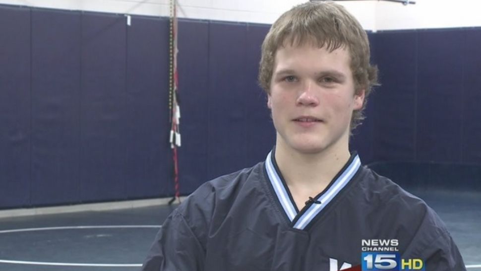 Poveste tulburătoare. Născut fără picioare şi degete, a ajuns un sportiv de succes