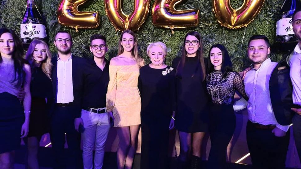 Unde a fost surprinsă Viorica Dăncilă, în noaptea de Revelion