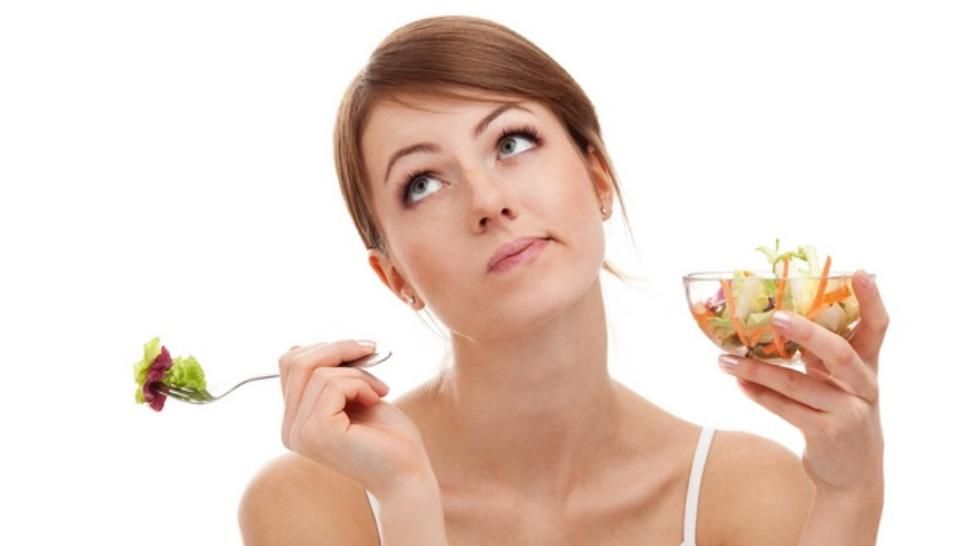 De ce ne e foame, și ne îngrășăm puțin, în sezonul rece. Nu e o legendă!