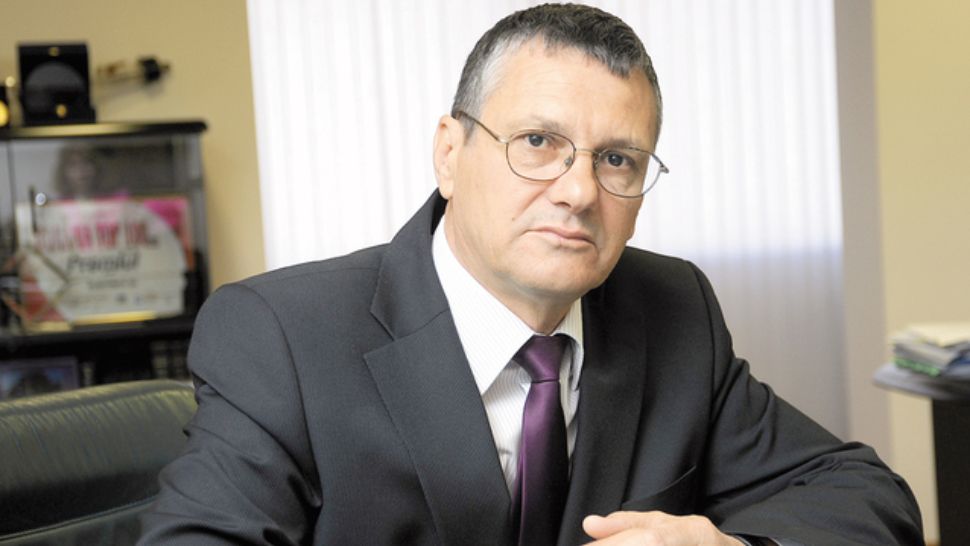 Un fost șef al Electrica va fi cercetat, din nou, pentru luare de mită