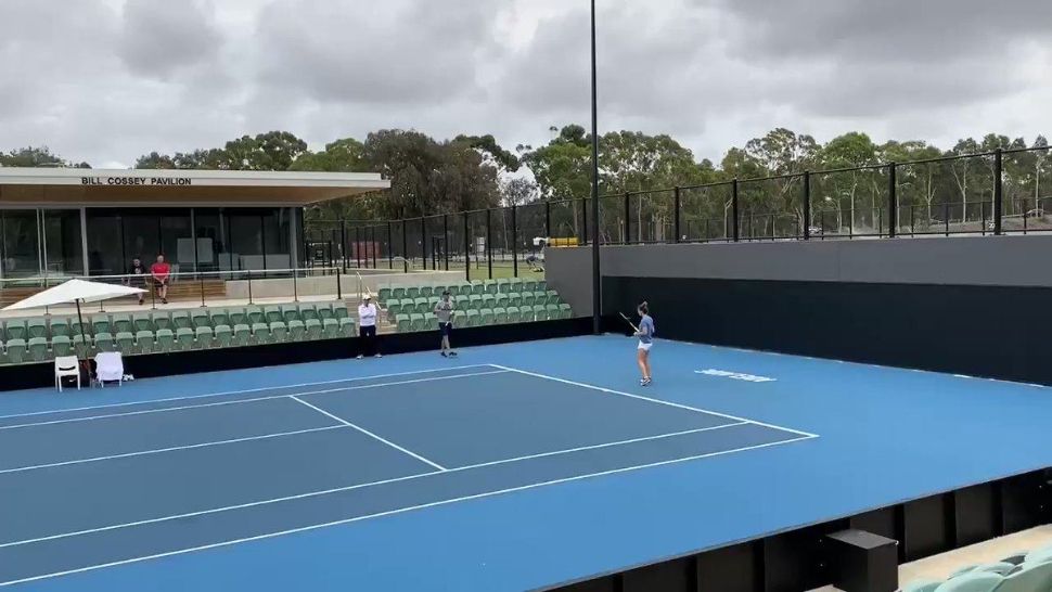 VIDEO | Simona Halep, antrenament inedit la Adelaide! Ce i-a cerut să facă Darren Cahill