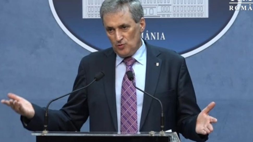 Marcel Vela îi cere şefului Poliţiei să facă verificări după modul în care a fost tratată Sorina Pintea