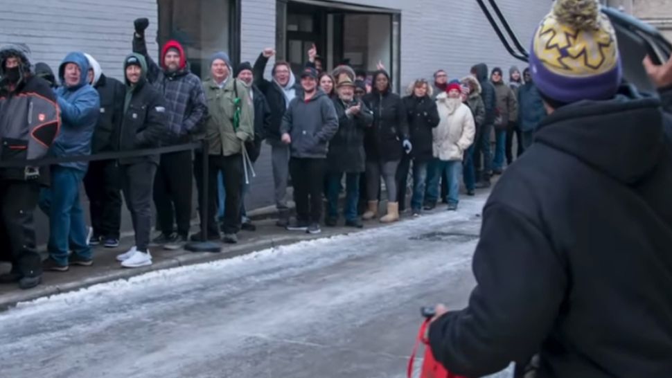 Cozi imense la farmaciile din Chicago după ce marijuana a devenit legală