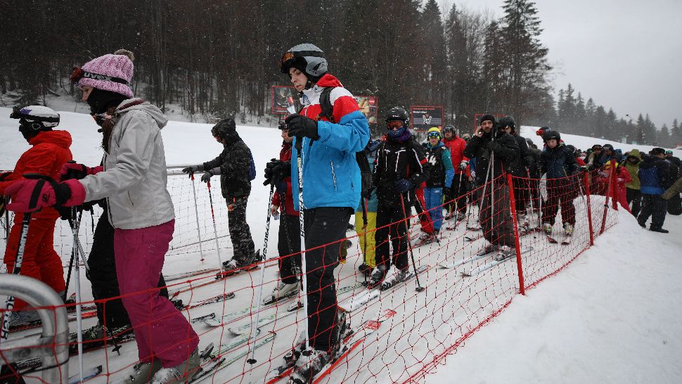 Câți bani au cheltuit turiștii de Revelion?