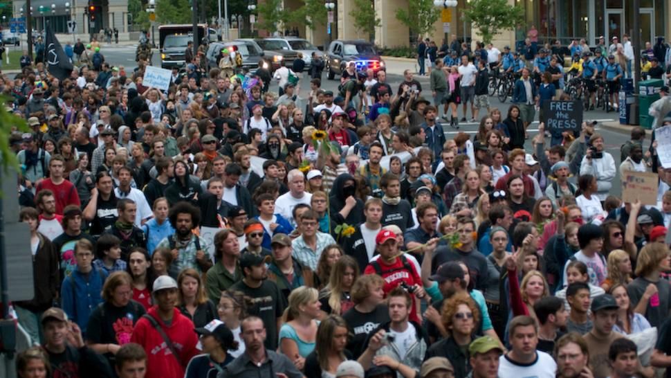 Peste 200 de mitinguri vor avea loc sâmbătă! Ce nemulțumiri au protestatarii