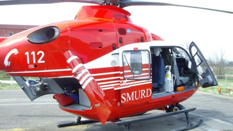 Primul zbor de noapte al unui elicopter SMURD: O fetiță cu arsuri grave a fost adusă în Capitală