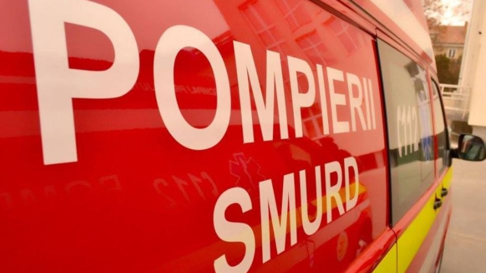 Accident în judeţul Olt. Trei persoane, printre care un copil de doi ani, la spital