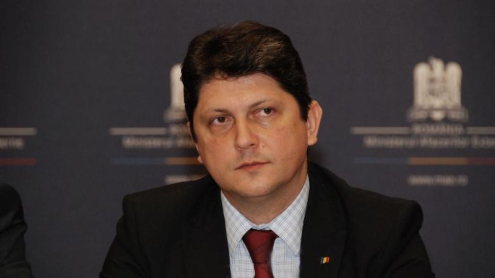 Circ la PSD Dâmbovița. Corlățean, atac la Rovana Plumb