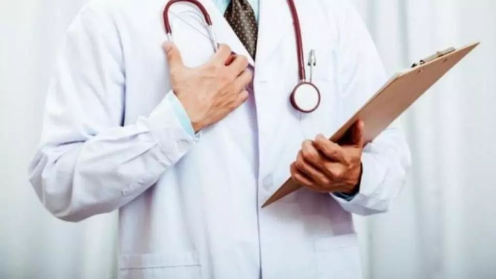 Un medic bârlădean, venit din Italia, plasat în carantină