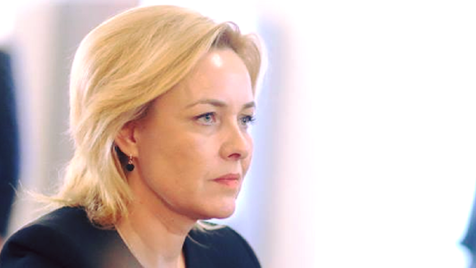 Carmen Dan jubilează. Ironie la adresa Guvernului PNL: "Până atunci construiesc autostrăzi"