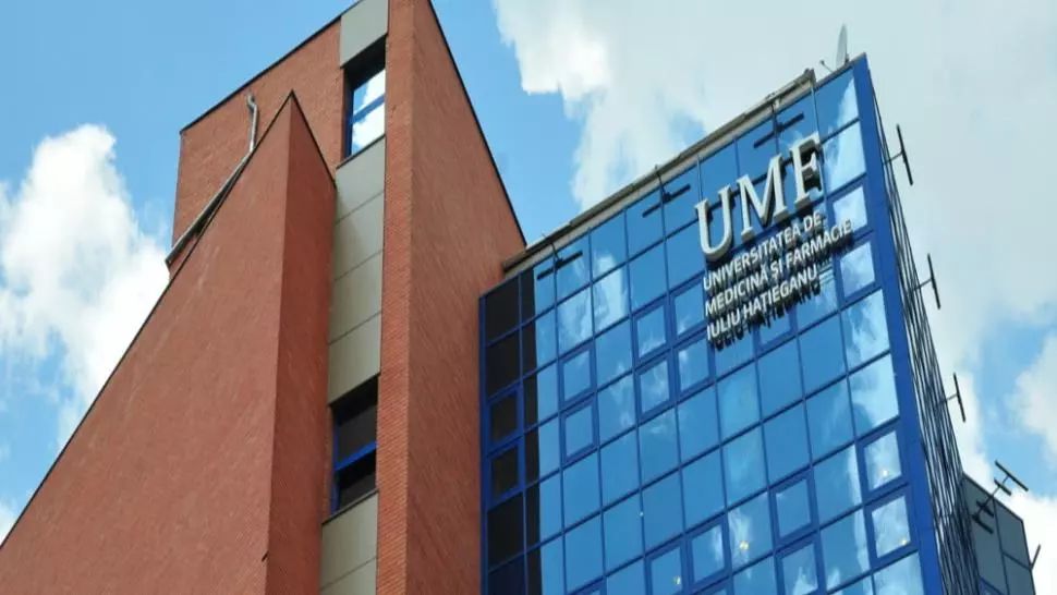 Universitatea de Medicină și Farmacie Cluj îi obligă pe studenții și profesorii întorşi din Italia să stea în carantină 14 zile