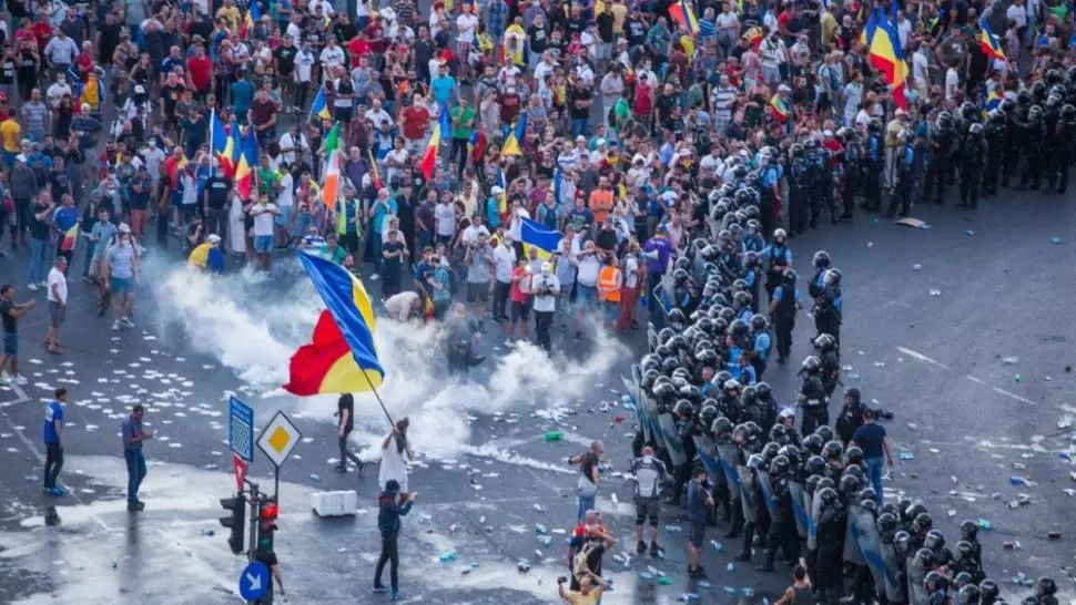 Începe judecata în dosarul 10 august, după 6 ani de la protestele violente! Foștii șefi ai Jandarmeriei, vizați