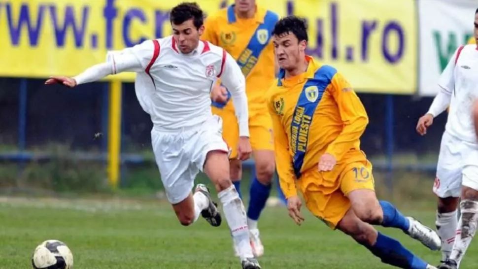 VIDEO | Surpriza lui Costel Lazăr? Budescu, aşteptat la Petrolul!