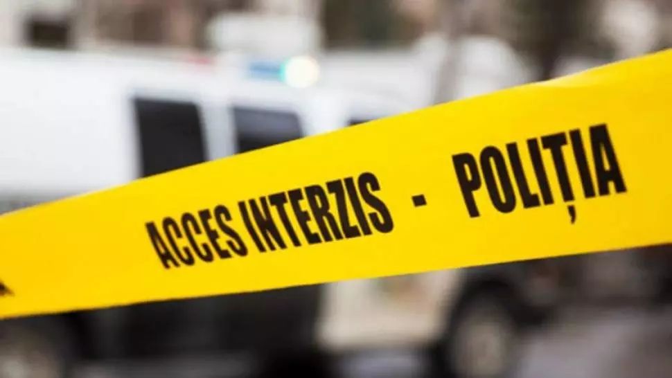 Tragedie, în jud. Dâmbovița. Fetiță de 4 ani, găsită moartă în casă