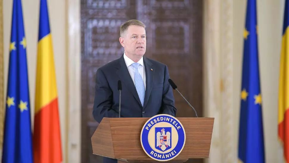 Iohannis a semnat decretele pentru numirea în funcții a noilor procurori-șefi propuși de Predoiu