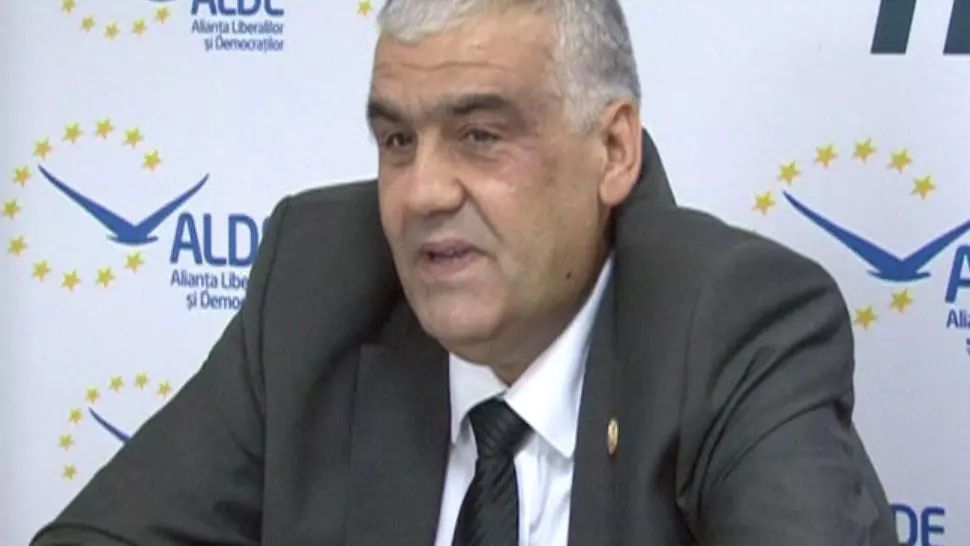 ALDE se destramă: 12 deputaţi ai formaţiunii vor părăsi partidul într-o săptămână