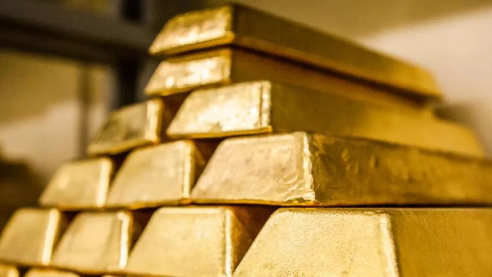 Record absolut: aurul sare peste 5.000 de dolari uncia: avertismentul experților 