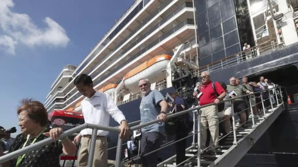 Primul caz de coronavirus la bordul navei de croazieră din Cambodgia