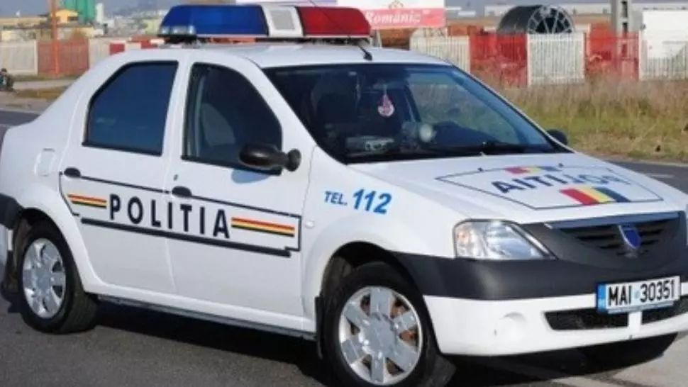 Tânărul care și-a bătut cu biciul concubina minoră, reținut pentru 24 de ore