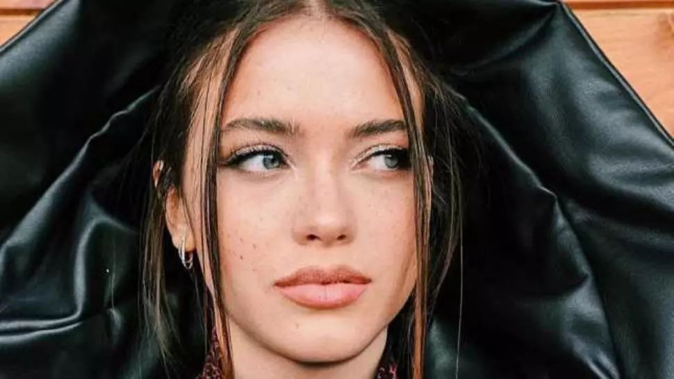 VIDEO - A fost aleasă piesa care va reprezenta România la Eurovision - Cum sună Roxen - Amnesia