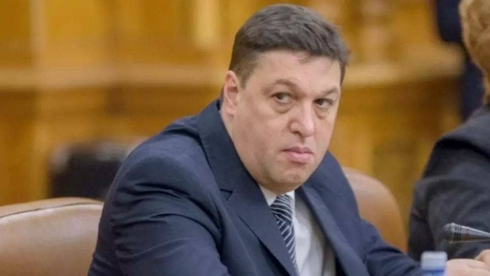 Șerban Nicolae a ieșit din grupul senatorilor PSD. Marian Pavel a demisionat din Senat
