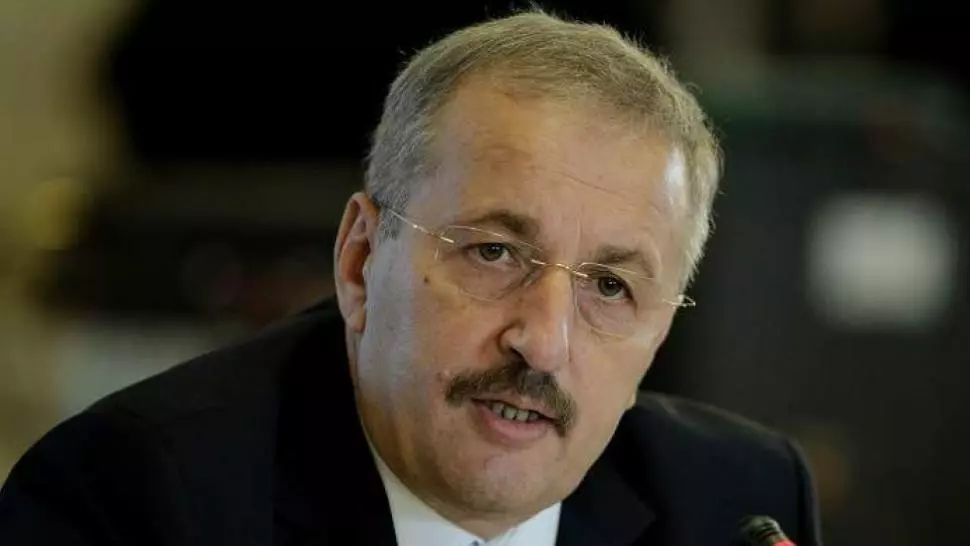 Vasile Dîncu, fără mască la spitalul din Fălticeni