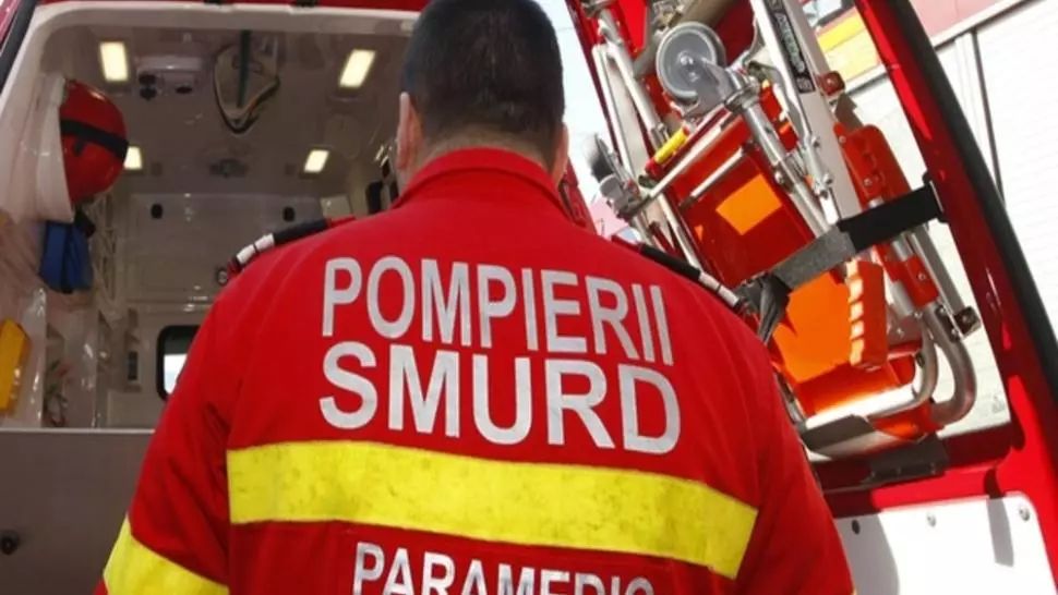 Paramedici în carantină: au transportat, fără echipamente de protecție, un pacient cu coronavirus