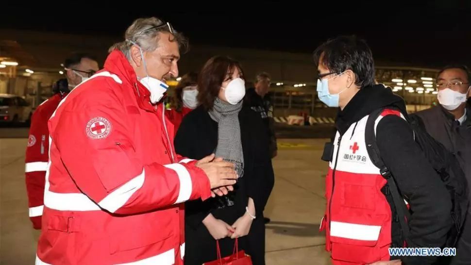 China dă dovadă de solidaritate și trimite în Italia experţi în coronavirus, aparatură medicală şi materiale de protecţie