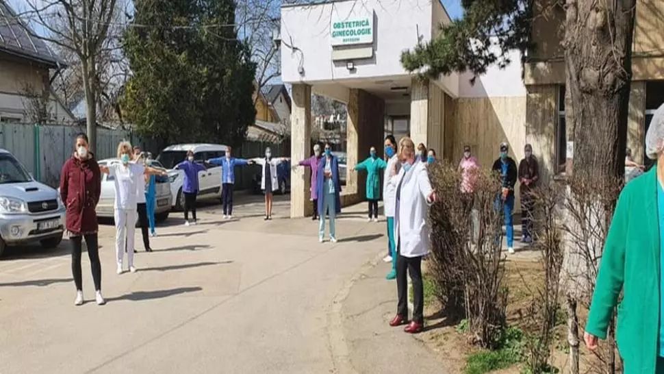  Protest la Maternitatea Botoșani. Medicii se opun opun transformării în spital COVID-19