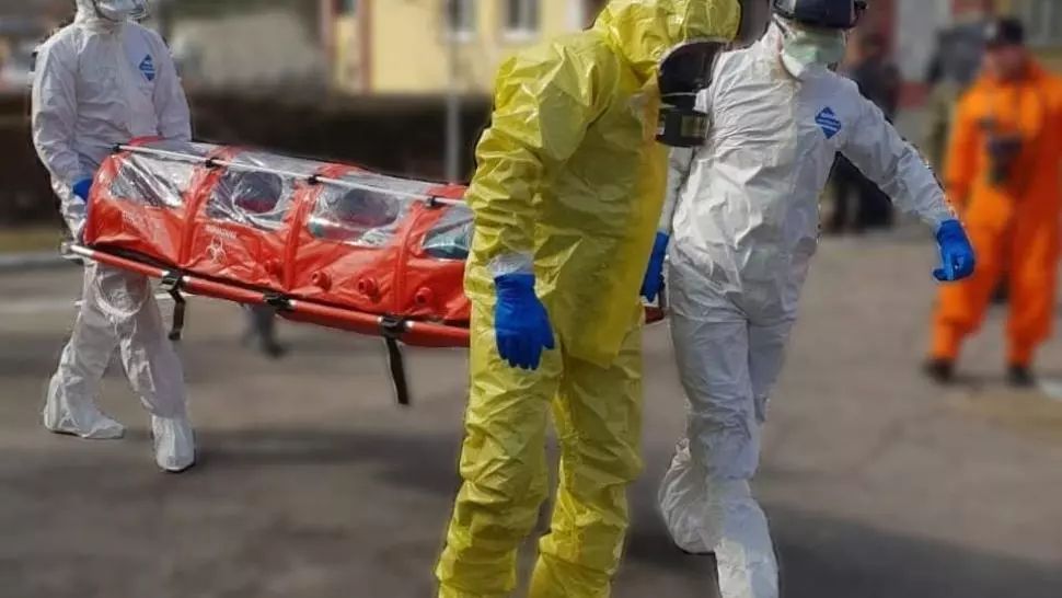 ”Huliți public, înjurați de unii politiceni, părâți procurorilor, medicii își fac treaba!!” apreciază ALDE