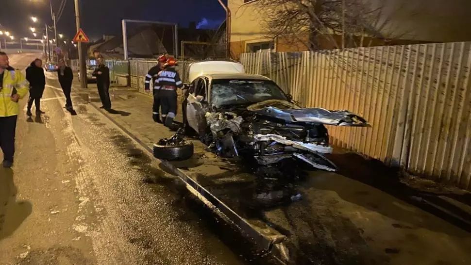 Impact VIOLENT: o persoană rănită în urma unui accident rutier în Cluj! 