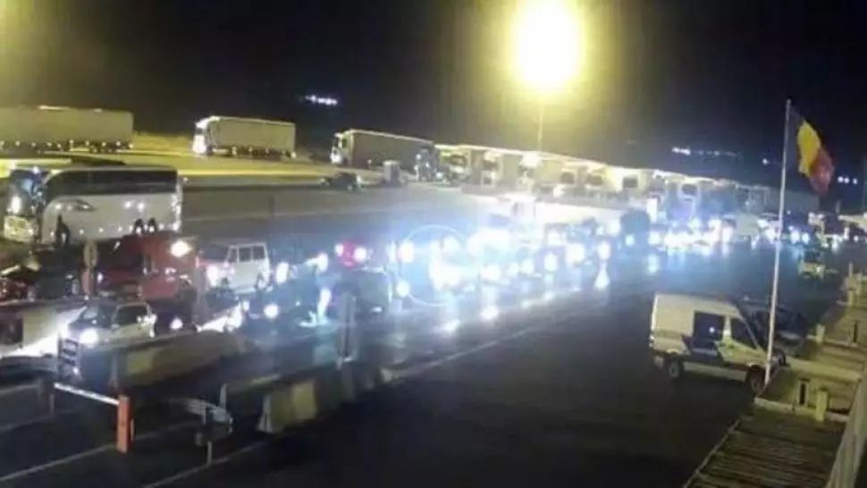 IGPF: Peste 31.800 de români şi străini au tranzitat, în ultimele 24 de ore, frontiera