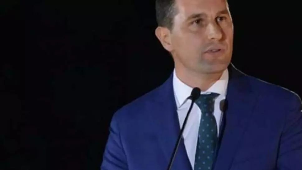 Un senator a rămas fără permis după ce a blocat trecerea autospecialelor de poliţie şi pompieri 