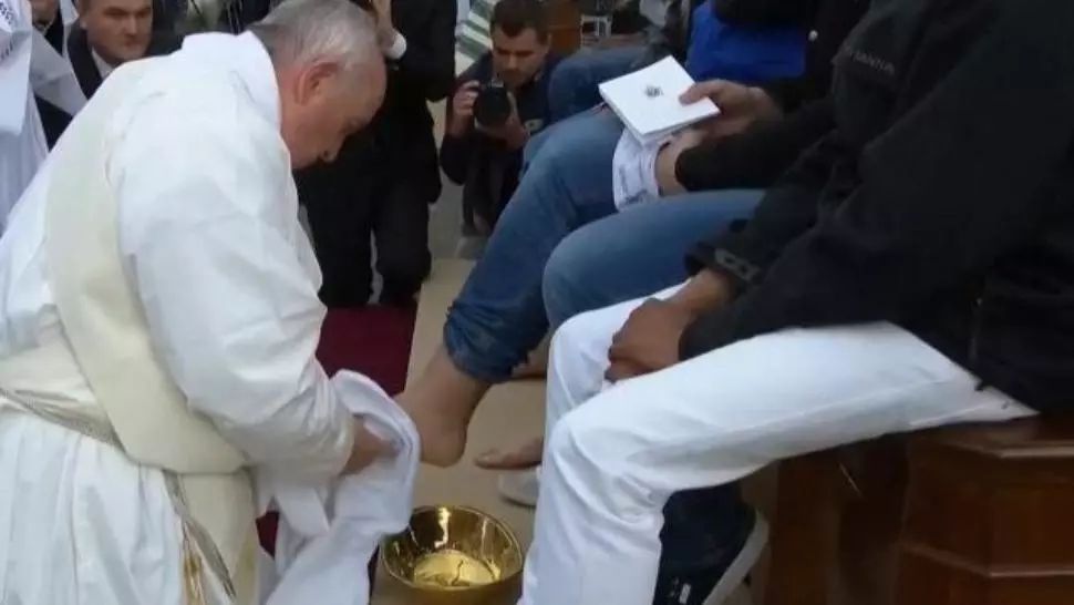 Paște 2020. Papa Francisc nu va mai realiza ceremonia de spălare a picioarelor