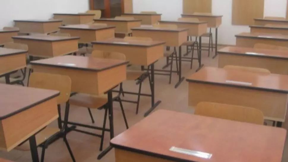 Dosar penal pentru un profesor din Maramureș. Acuzații grave: lovire și comportament indecent în preajma elevelor