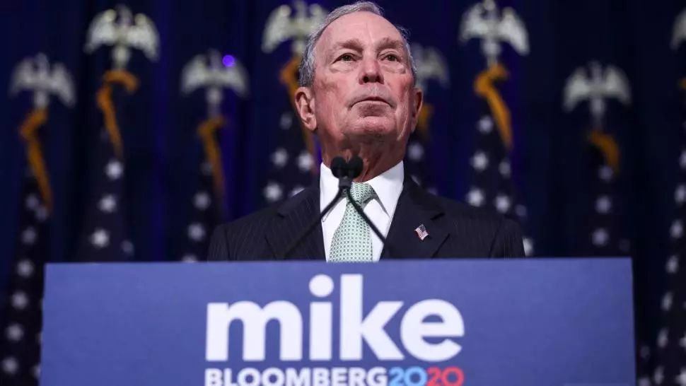 Alegeri America. Bloomberg s-a retras din cursă după un dezastruos „Super Tuesday” 