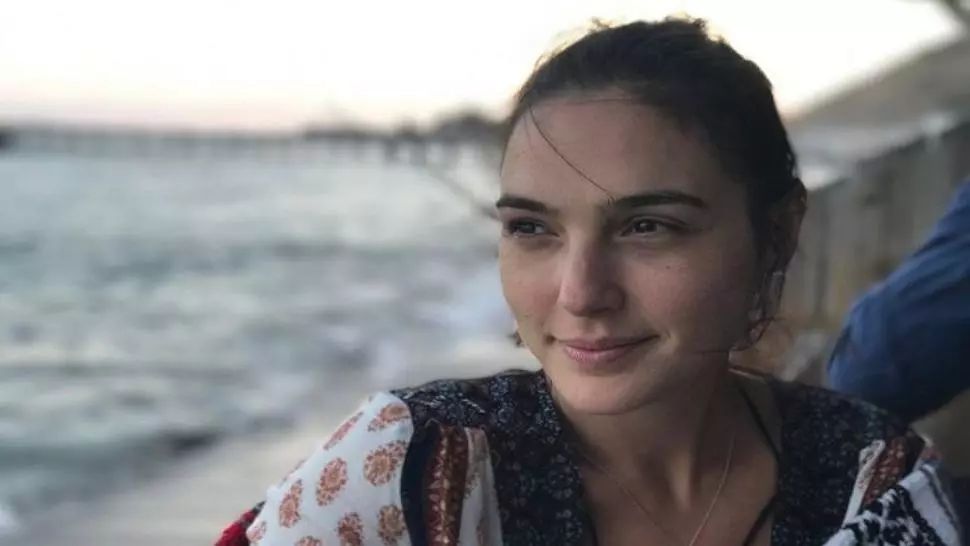 De ce este important să pui "pe pauză" rutina de îngrijire a pielii cel puțin o dată pe lună