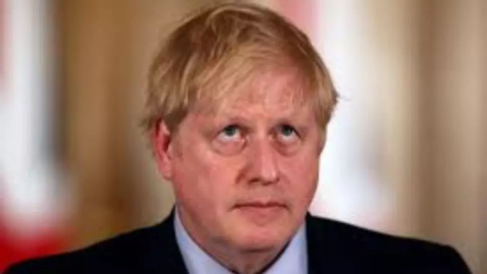 Boris Johnson, presat tot mai mult să decidă închiderea şcolilor