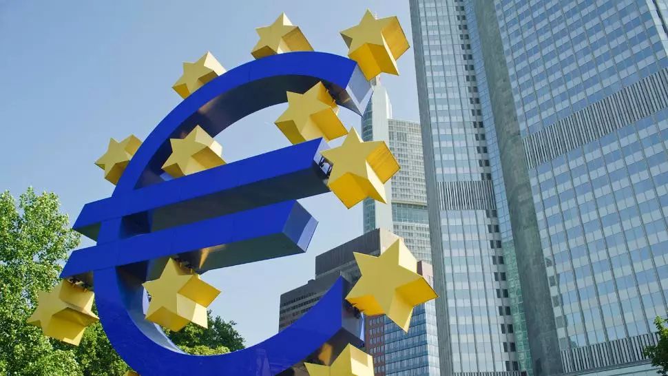 Angajat al BCE, diagnosticat cu coronavirus