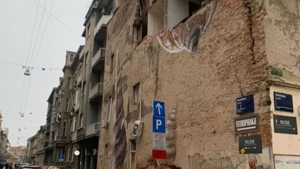 IMAGINI foto&video. Cutremur puternic în Europa, în această dimineață, resimțit în Italia și în mai multe țări. Cel puțin un mort