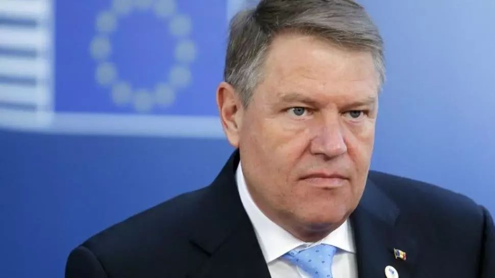 Iohannis a trimis la reexaminare legea prin care jurnaliștii erau scutiți de plata impozitului pe venit