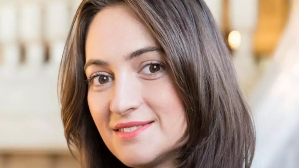 Emisiunea "Legile puterii" revine la Realitatea PLUS. Mădălina Dobrovolschi, față în față cu cei mai puternici oameni în stat