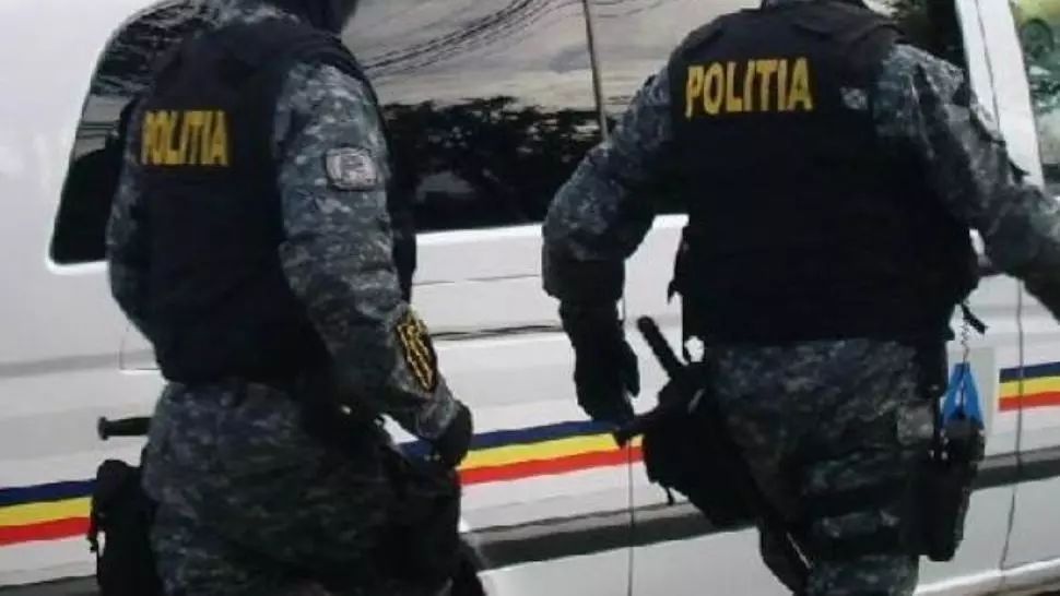 Percheziţii de amploare într-un dosar de înşelăciune cu pretinse teste COVID 