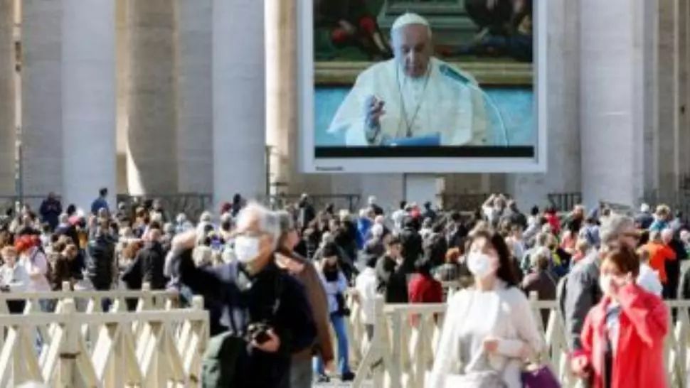 Coronavirus. Papa, rugăciune pentru enoriași prin transmisiune video